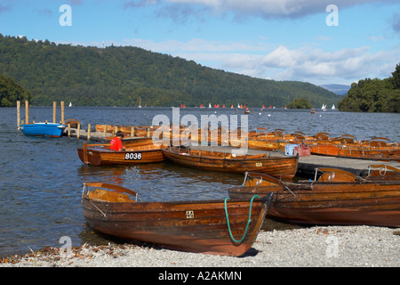 Ruderboote am Windermere am Lake Windermere Stockfoto