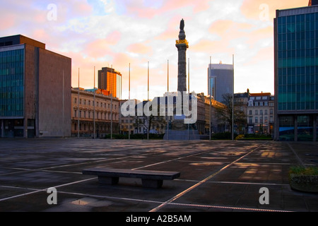 Statue von König Leopold I, auf der Colonne du Congres, Rue Royale, Brüssel, Belgien Stockfoto