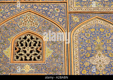 Dekorationen der Scheich Lotf Allah Moschee, Isfahan, Iran Stockfoto