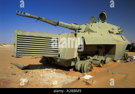 Zerstörte Panzer in der libyschen Wüste Stockfoto