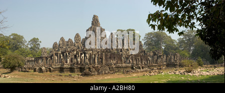 Kambodscha Siem Reap Kulturerbe Angkor Tempel Angkor Thom der Bayon gebaut von Javavarman VII Panorama Stockfoto