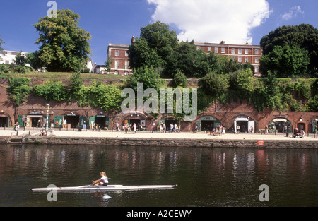 Fluß Exe Kai in Exeter City Devon.  GPL 4303-406 Stockfoto