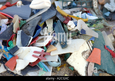 Probe von Kunststoffabfällen an einen Strand gespült Stockfoto