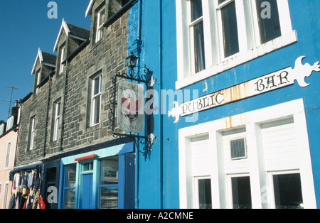 McDonald Arms Hotel Public Bar Kai Tobermory Isle of Mull Insel Inneren Hebriden Argyll Schottland Großbritannien Europa EU Stockfoto