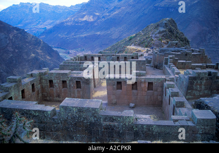 die Ruinen der Inka-Festung Ollantaytambo in der Nähe von der Stadt von Pisac in Peru Stockfoto