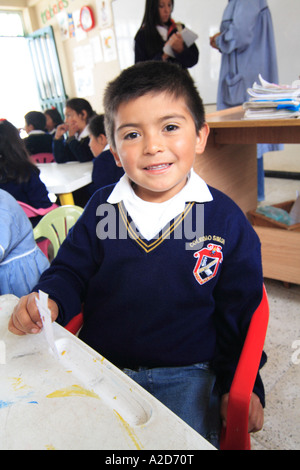 Kind in einer Grundschule, Soracá, Boyacá, Kolumbien, Südamerika Stockfoto