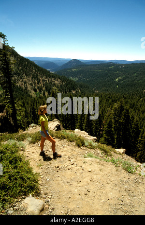 California Lassen Volcanic Nationalpark Wanderer Stockfoto