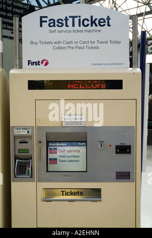 Dh Great Western Reading Berkshire erste Zug FastTicket selfservice Fahrkartenautomat Bahnhof Stockfoto