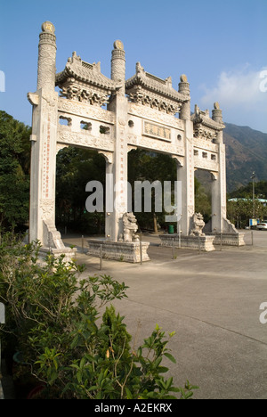 dh Po Lin Kloster LANTAU HONG KONG große Tor Fassade zum Tempel Stockfoto