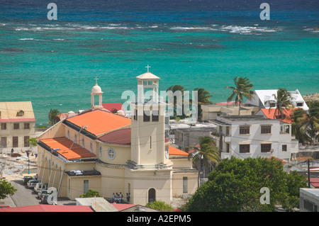 Französische Antillen Guadeloupe, Marie, Galante, Insel CAPESTERRE: Blick auf die Stadt mit Kirche Stockfoto