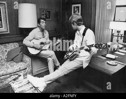 DEAN MARTIN US-Schauspieler/Sänger über 1967 mit seinem Sohn Stockfoto