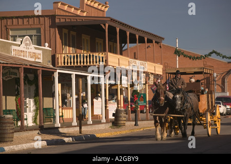 USA, Arizona, Grabstein: Amerikas Schießerei Hauptstadt! Cowboy-Gebäude & Postkutsche Stockfoto