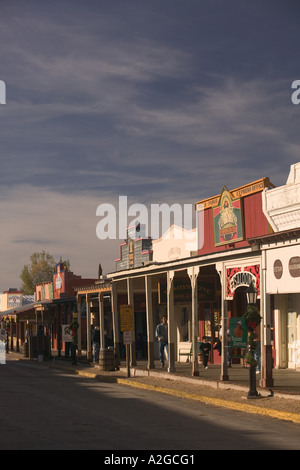 USA, Arizona, Grabstein: Amerikas Schießerei Hauptstadt! Cowboy-Gebäude / alte Grabstein Stockfoto