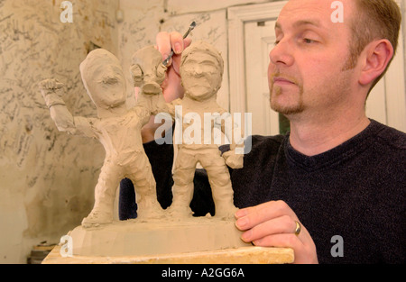 Richard Hughes von der Welt der Groggs Pontypridd Bildhauerei eine Rugby Grogg Stockfoto