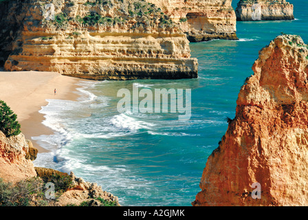 Strand Praia da Marinha, Benagil, Carvoeiro, Algarve, Portugal Stockfoto
