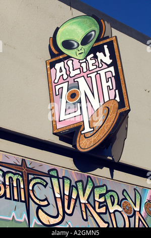 USA, New Mexiko, Roswell: Amerikas Hauptstadt des Space Alien Entführungen Alien Zone Shop anmelden Stockfoto