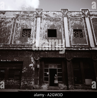 Architektur Welt Städte Straßenszene und schönen Gebäuden der Stadt Havanna in Kuba im zentralen Lateinamerika. Zentrale Lateinamerika reisen Stockfoto