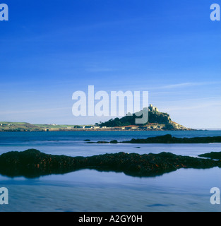 St. Michaels Mount vor der Küste von Südwesten Englands in Marazion bei Penzance Stockfoto