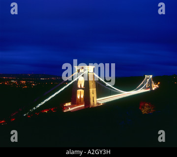 Clifton Suspension Bridge Bristol in der Nacht zeigt die neue Beleuchtung im Einsatz seit April 2006 Stockfoto