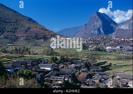 Stein-Trommel-Dorf in der Nähe erste Biegung des Yangzi Flusses Provinz Yunnan China Stockfoto