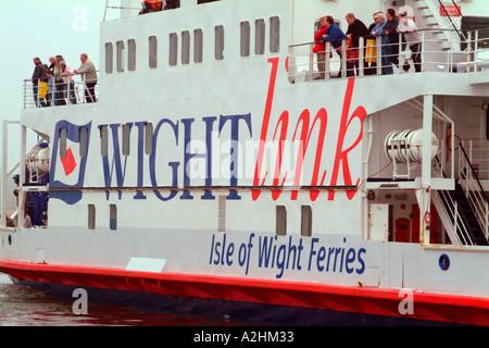 Wightlink Fähre Caedmon verlässt Lymington Hafen auf seiner Überfahrt, Yarmouth Isle Of Wight Stockfoto