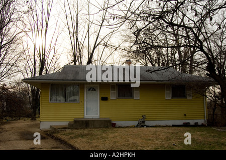 Bild der Kolonialzeit Cape-Cod-Haus in St. Louis in Missouri Stockfoto