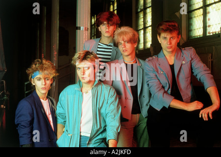 DURAN DURAN UK-pop-Band über 1981. Aus l: Nick Rhodes, Simon Le Bon, John Taylor, Andy Taylor, Roger Taylor.Photo van Houten Stockfoto