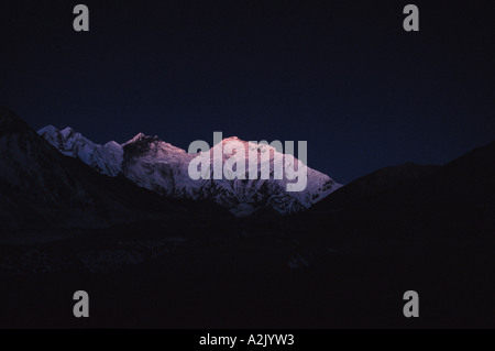 Tibet - erstes Licht am Mt. Everest aus der Kangshung Stockfoto