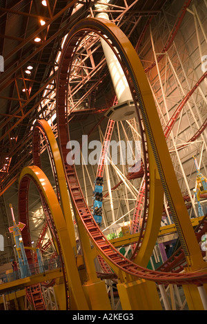 Kanada, Alberta, Edmonton: West Edmonton Mall (weltweit größte), Galaxy Land, Achterbahn Stockfoto