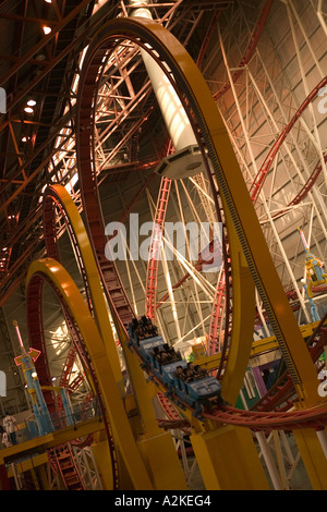 Kanada, Alberta, Edmonton: West Edmonton Mall (weltweit größte), Galaxy Land, Achterbahn Stockfoto