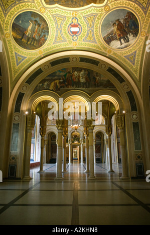 Österreich, Wien: Heeresgischichtliches Museum / Historisches Militärmuseum Malerei Details / Gebäude innen Stockfoto