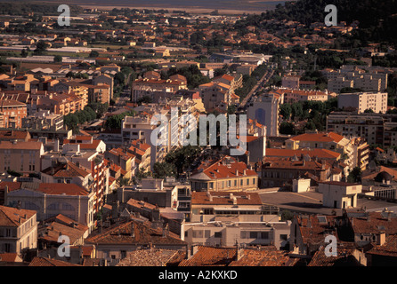 EU, Frankreich, Cote d ' Azur, Var, Hyeres. Alte Stadtansicht von Jardin de Noailles Stockfoto