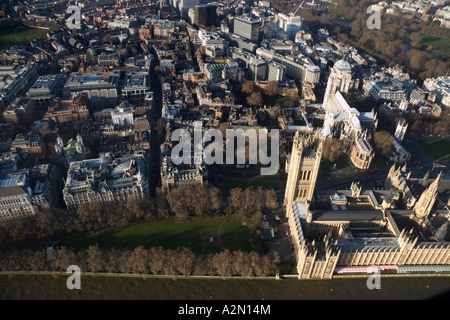Luftaufnahme von London zeigen die Houses of Parliament, des Sitzes der britischen Regierung in London UK Stockfoto
