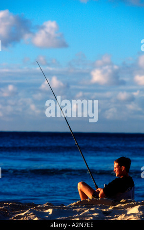 Angeln am späten Nachmittag von Strandkorb am Fraser Island-Queensland-Australien Stockfoto