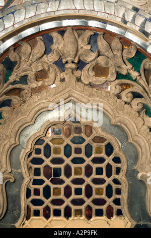 Indien Rajasthan Jodhpur Altstadt Singhvis Haveli traditionellen Rajasthani farbige Glasfenster Stockfoto