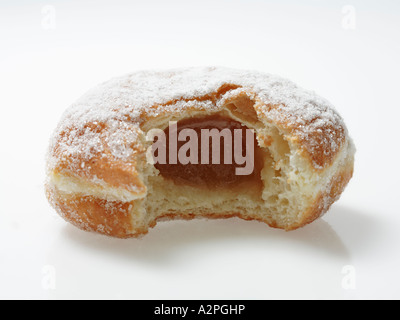 Jelly Donut mit Biss herausgenommen Stockfoto