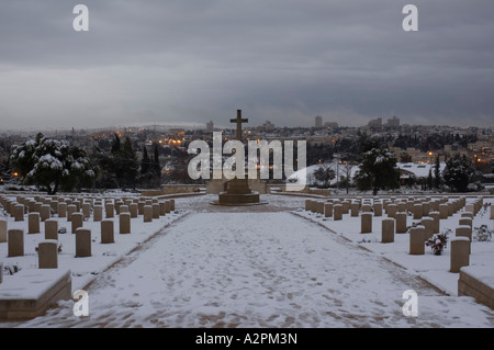 Israel Jerusalem Commonwealth Weltkrieg Friedhof auf Mt Scopus beschneit Winter Januar 2007 Stockfoto