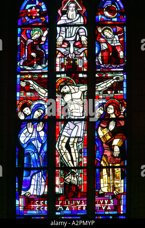 Glasfenster in der Kathedrale Notre Dame, Luxemburg-Stadt Stockfoto