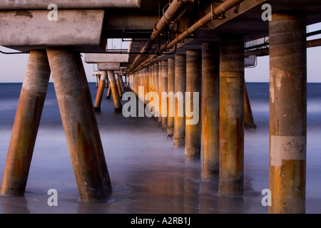 Die Säulen von der Venice Pier Marina Del Rey Los Angeles County California Vereinigte Staaten von Amerika Stockfoto