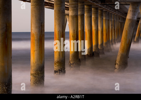 Die Säulen von der Venice Pier Marina Del Rey Los Angeles County California Vereinigte Staaten von Amerika Stockfoto