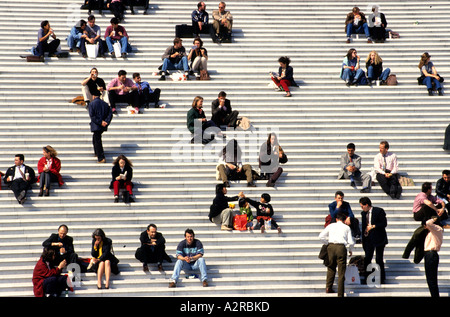 La Défense ist ein großen Geschäftsviertel der Stadt Paris Ville de Paris Neuilly an der Grenze Stockfoto