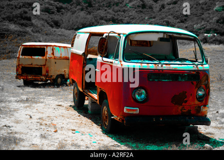 Aufgegeben von rostigen Wohnmobil am Meghalos Arselinos Skiathos Griechenland Stockfoto