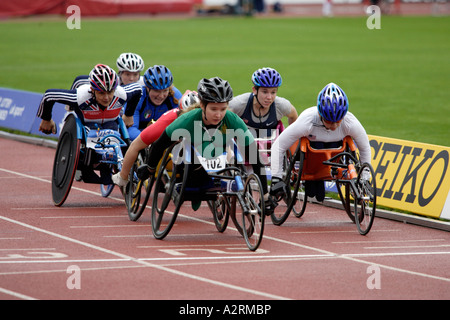 Paralympic World Cup 07 05 2006 Manchester regionale Arena Angela Ballard von Australien führt das Feld in der Womens T53 800m Stockfoto