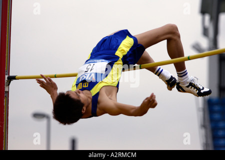 Qiu Hong Wang China konkurriert in der Männer-s F46 Hochsprung-Wettbewerb Stockfoto