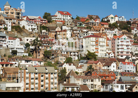 Antananarivo, die Stadt der tausend ist die Hauptstadt Madagaskars mit einer Bevölkerung von 1 ...