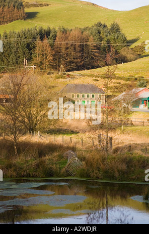 Llywernog Silber Lead Mine Museum und Teich in ländlichen Tal in Plynlimon Hügeln Ponterwyd Ceredigion Mid Wales UK Stockfoto