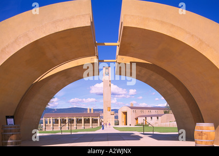 Mission Hill Family Estate Winery, Westbank, West Kelowna, BC, South Okanagan Valley, British Columbia, Kanada - Eingang Stockfoto