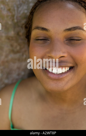 Junge Frau, Lächeln, Porträt Stockfoto