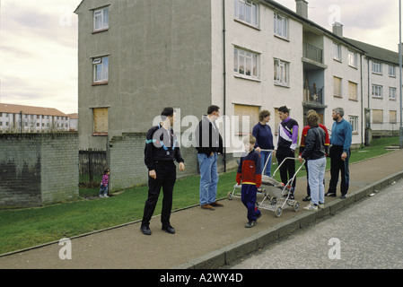 Nachbarn des Rates Häuser auf Straßen von Motherwell 1992 Stockfoto