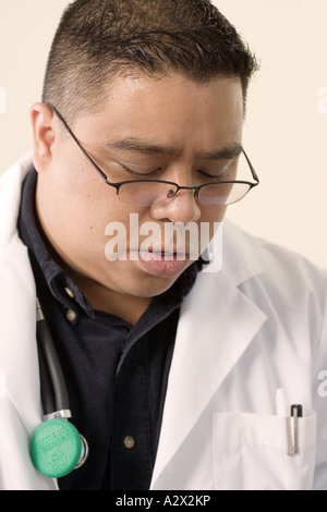 Medizinische professionelle Arbeit in Krankenhaus, Klinik oder zu Hause besuchen. Stockfoto